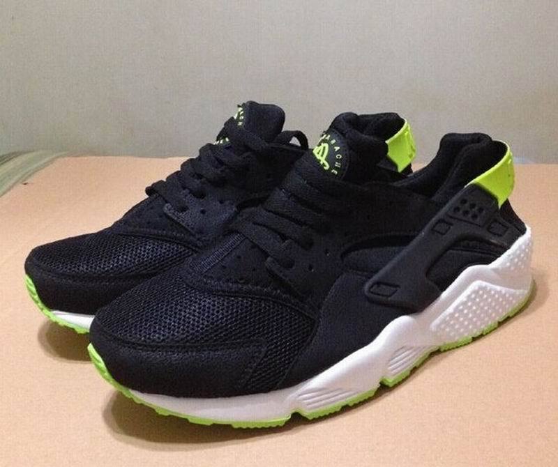 nike air tech challenge huarache pas cher nike air tech challenge huarache pas cher